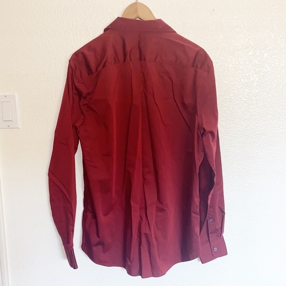 Perry Ellis Red Business Casual Men's Button Front Dress Shirt - Picture 6 of 7